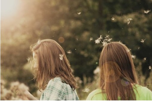 我们简单的幸福_情感友谊姐妹花QQ空间素材