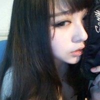 我努力的安慰自己_非主流伤感女生QQ头像_Q