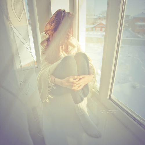 最后的等待换来的终究是分手_时尚漂亮女生伤