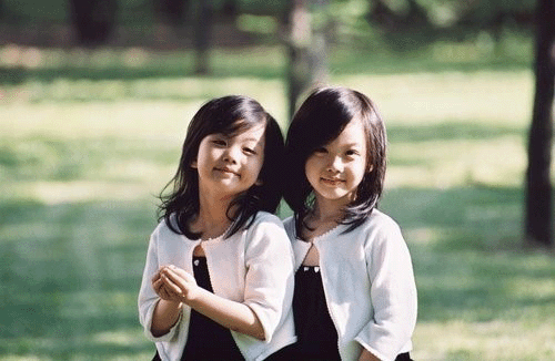 姐妹花QQ空间图片素材_我要和你在一起_QQ