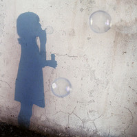 英伦风格女生头像_你不会永远把我当做全世界