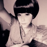 帅气俏皮短发女生的qq头像_剪掉一地不被爱的