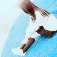 潮流忧郁蓝色系qq女生头像_爱情一个漂亮而荒