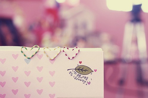 那一瞬间的感动唯美qq空间素材_爱情是什么形