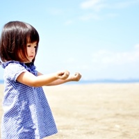 天真可爱童趣的qq头像_牵手只不过是过家家_