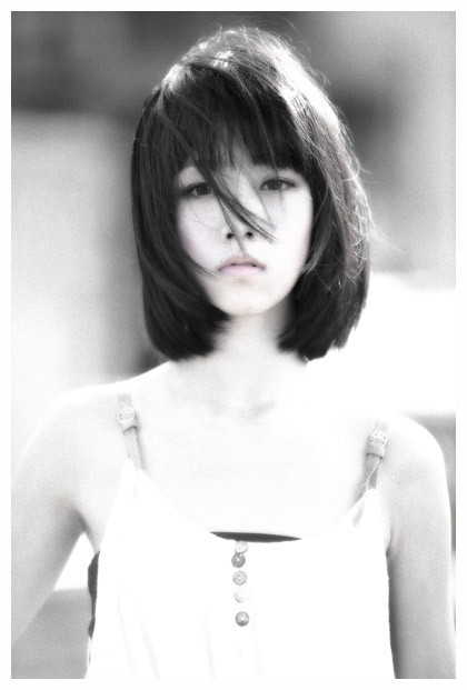 调情关你屁事_个性短发女生qq空间素材