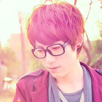 曾经以为世界很美_潮流自拍男女非主流QQ头