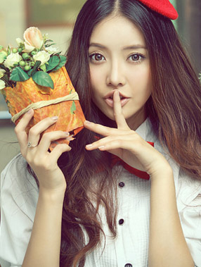 请不要说不爱了 甜美女生空间图片素材_QQ下