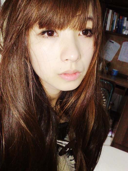 自信遥不可及的安慰_女生时尚性感QQ性感图空间寻找夏天这个让图片