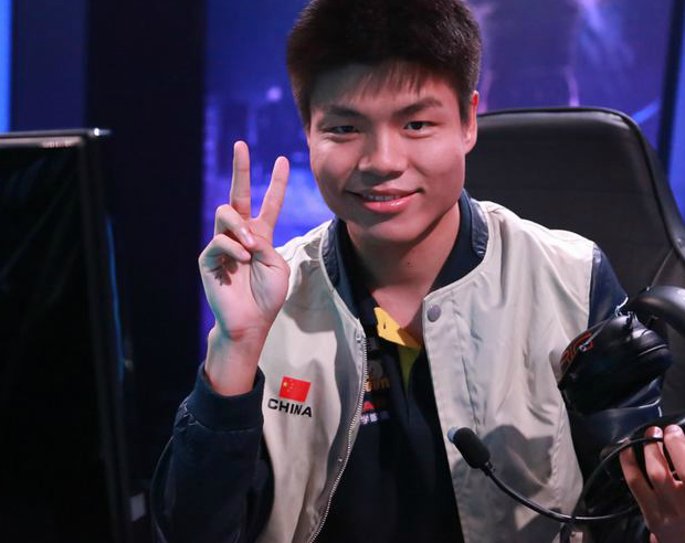 LOLS4半决赛皇族vsOMG现场图集 OMG梦碎首