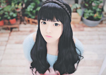 qq搞笑网名女生可爱霸气的 不贱不开心_腾牛个