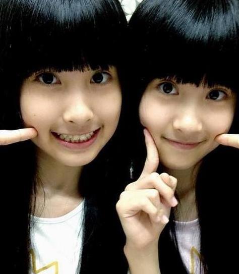 台湾双胞胎姐妹花图片 可爱清纯的姐妹qq空间