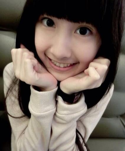 台湾双胞胎姐妹花图片 可爱清纯的姐妹qq空间