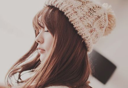 和恋人分手后的孤单伤心签名 你笑着说她是朋