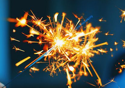 有趣的男生qq个性昵称霸气 朕发疯起来自己都