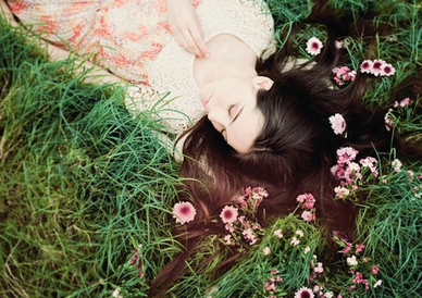 qq伤感颓废签名2016款最新版 连寂寞都在笑我