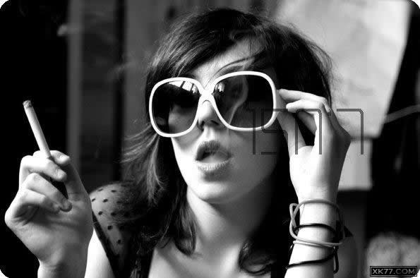 颓废签名qq图_自欺欺人的自拍_qq下载网